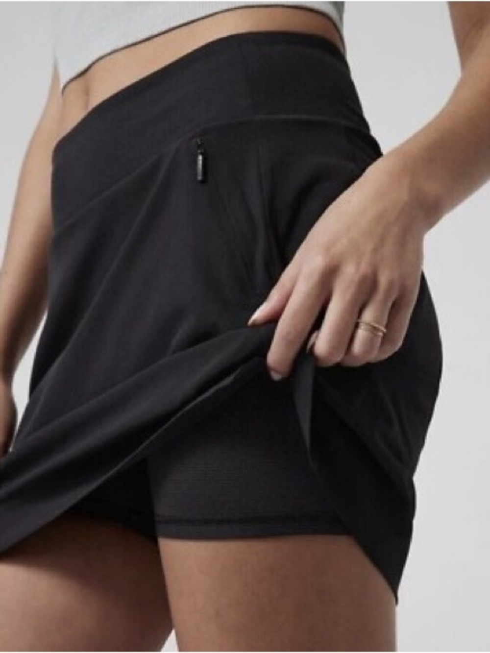 Athleta Soho Skort Black Minimalist Casual Hiking Casual Travel Golf Skirt. Sk4